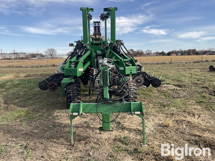 great-plains-yp1225-image-2