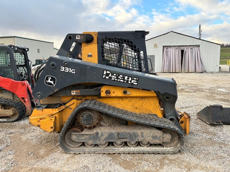 2019-deere-331g-image-6