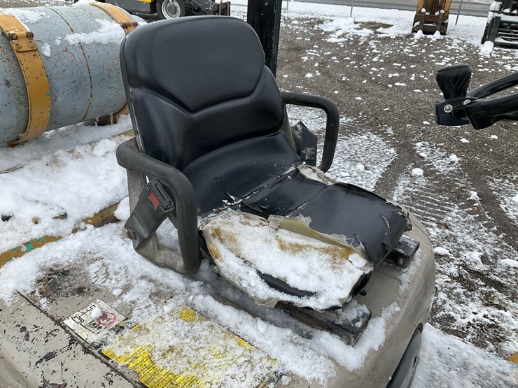 mitsubishi-fg30-image-41