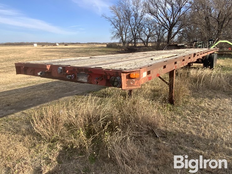 great-dane-trailer-image-1