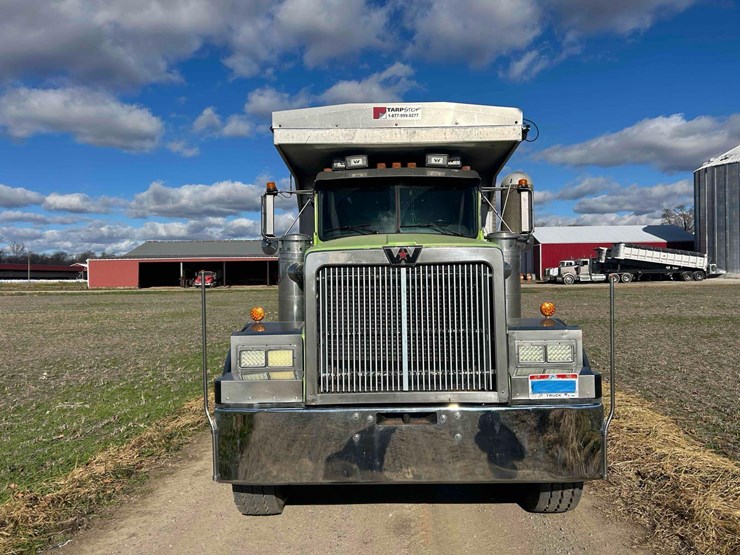western-star-4964f-image-6