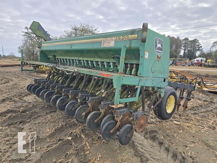 john-deere-1520-image-4