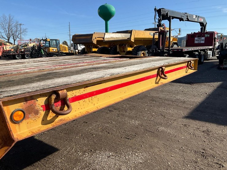 #2100-•-1967-beaver-flatbed-semi-trailer-image-51