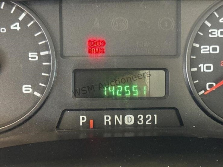 2006-ford-f450-image-25