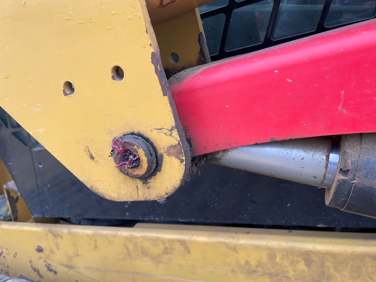 caterpillar-279d-image-31