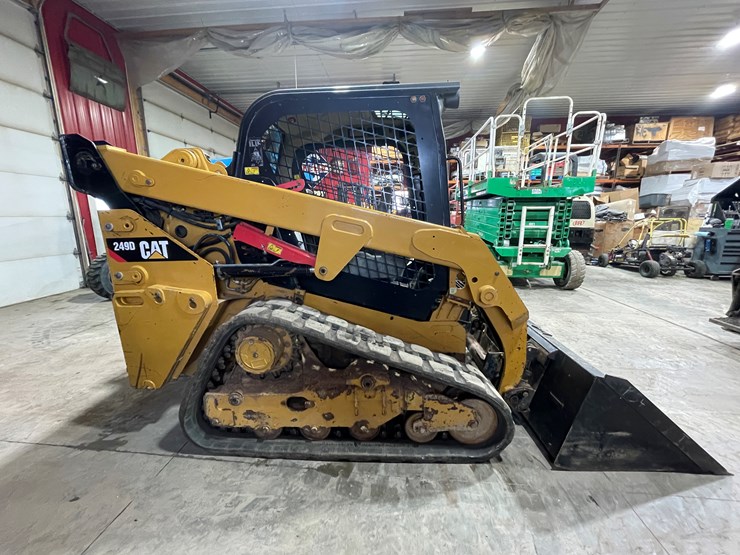 caterpillar-249d-image-4