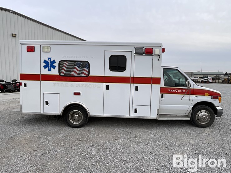 2001-ford-e350-image-4