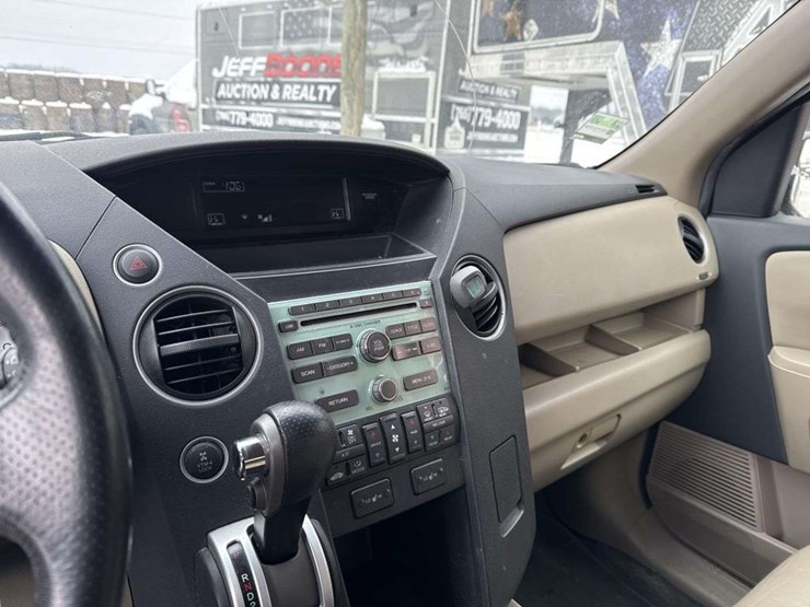 2011-honda-pilot-image-23