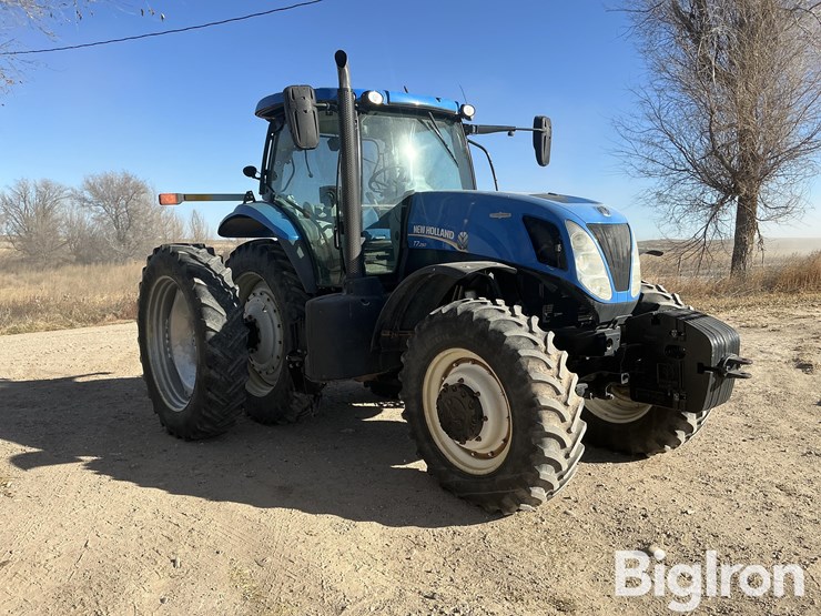 new-holland-t7.250-image-3