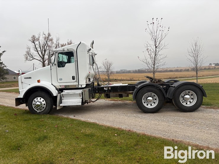 kenworth-t800-image-8