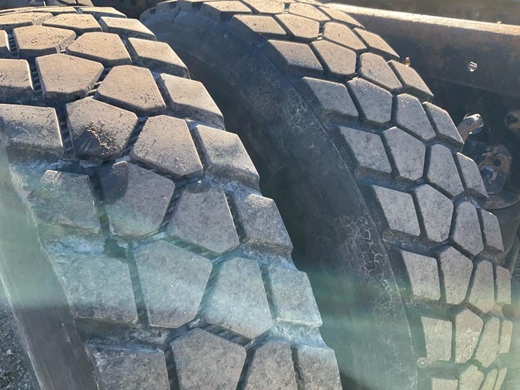 kenworth-t800-image-39