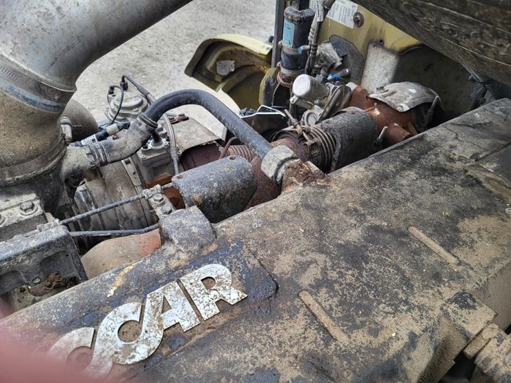 2012-peterbilt-386-image-61