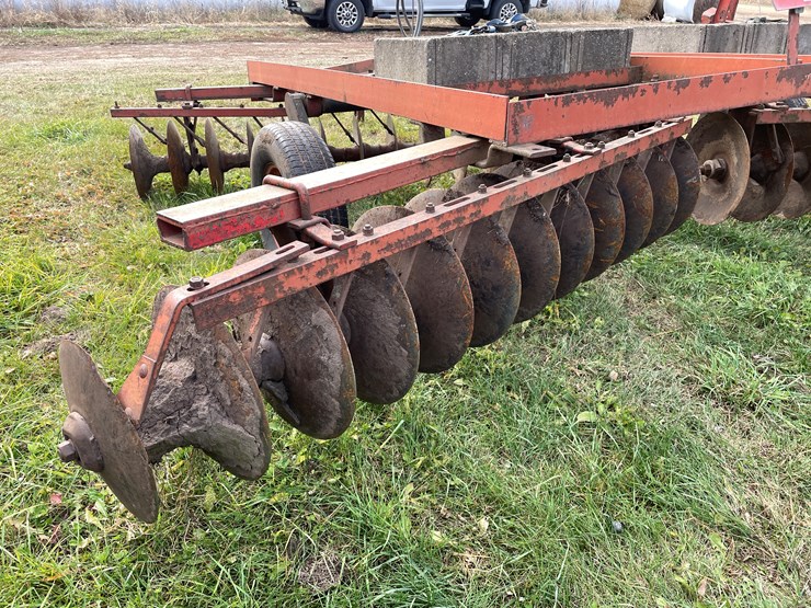 international-370-image-16