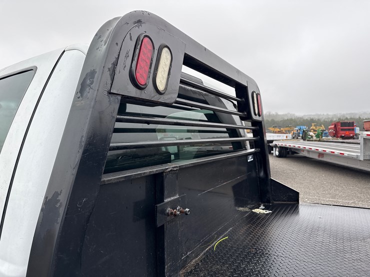 ford-f550-xl-image-14