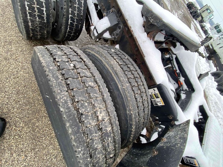 2016-kenworth-t400-image-39