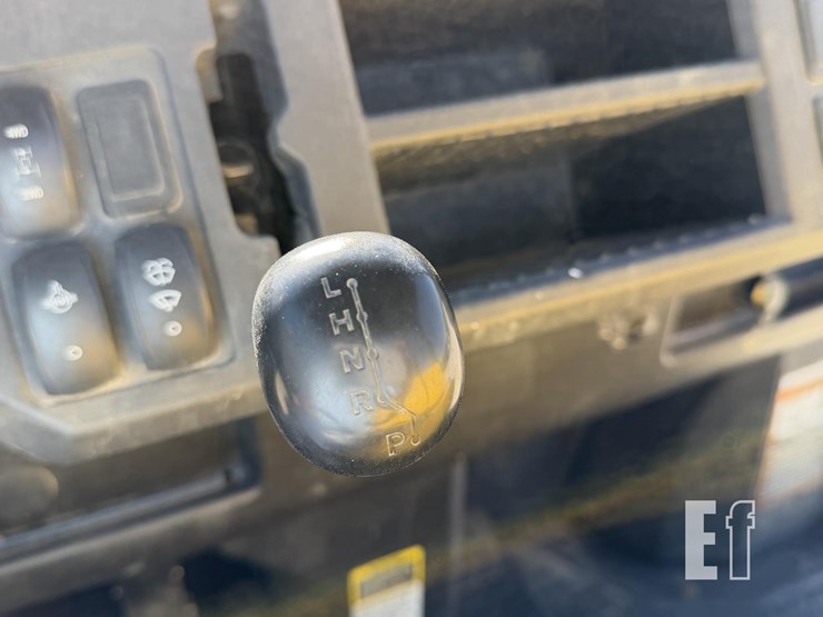 john-deere-gator-xuv-835m-image-26