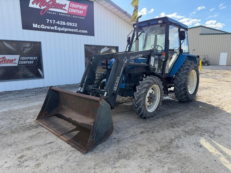 new-holland-3930-image-2