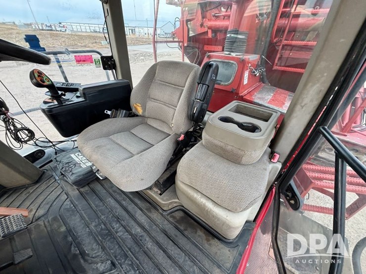 case-ih-titan-4530-image-77