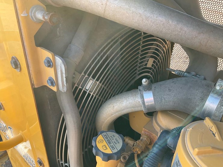 caterpillar-d3k2-lgp-image-59