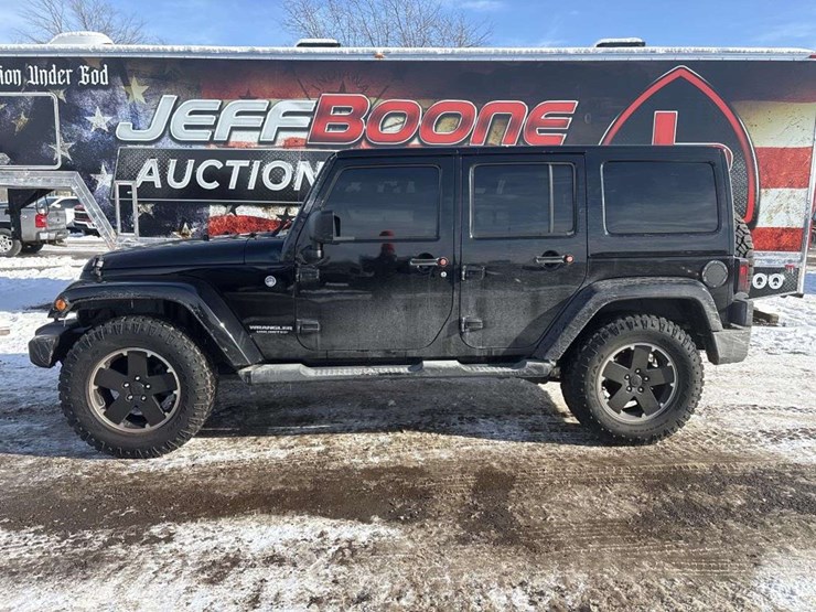 2012-jeep-wrangler-image-2