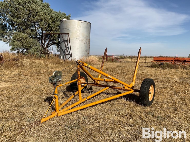 single-round-bale-trailer-image-1