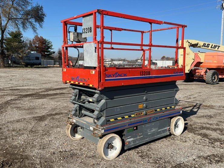 skyjack-sjiii4632-image-1