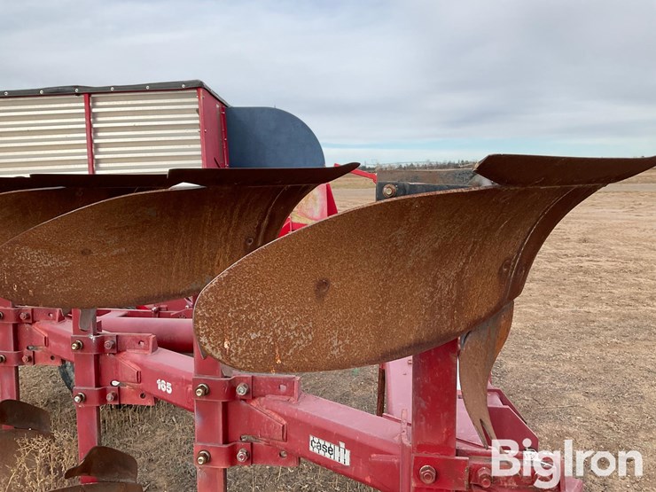 case-ih-165-image-17