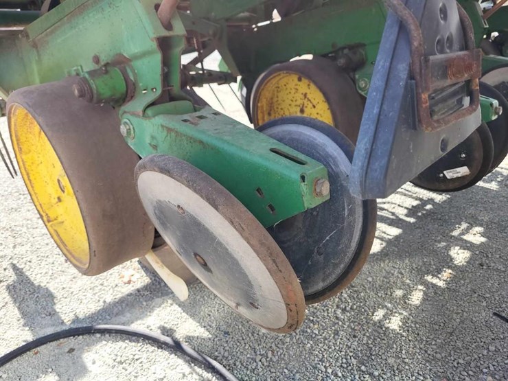 john-deere-7000-image-20