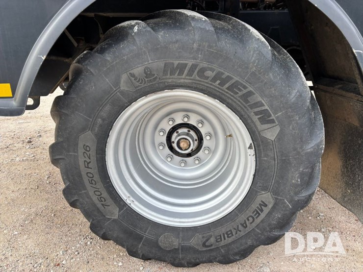 case-ih-titan-4530-image-31