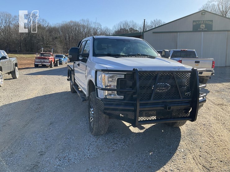 2017-ford-f250-image-2