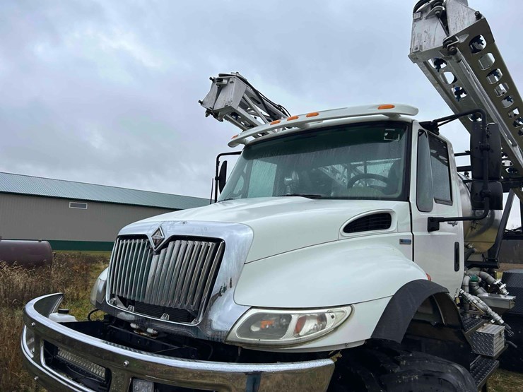 international-durastar-4300-image-7