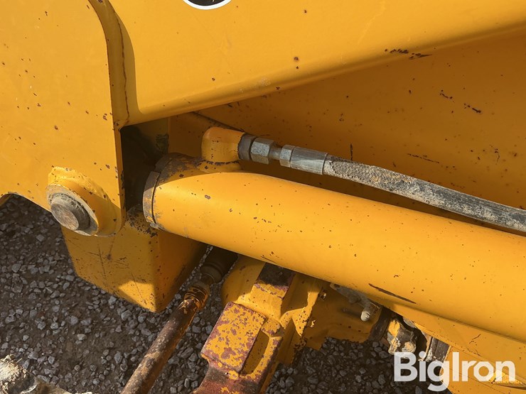 john-deere-310d-image-14