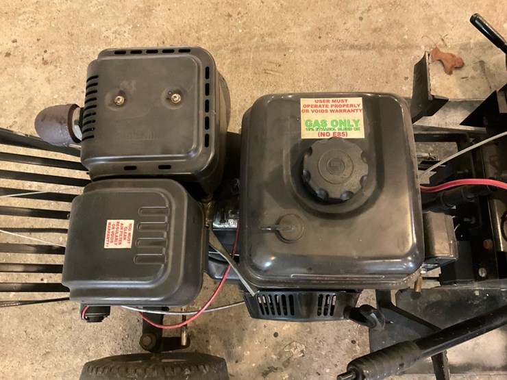 wheelhorse-312-8-image-16