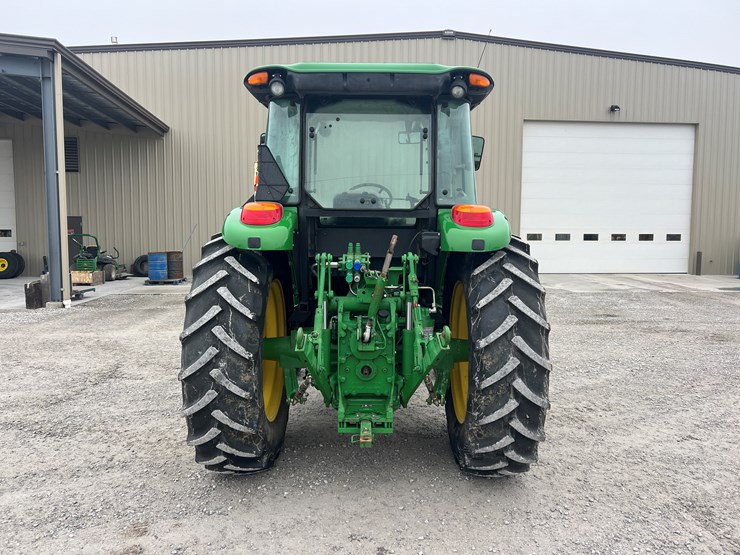 john-deere-6120e-image-16