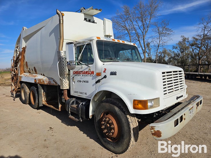 international-4900-image-3