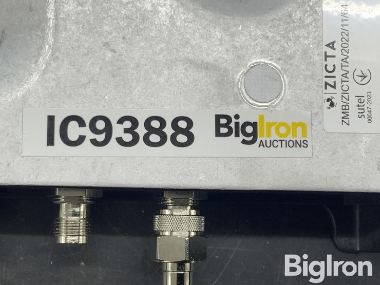 john-deere-r-image-12