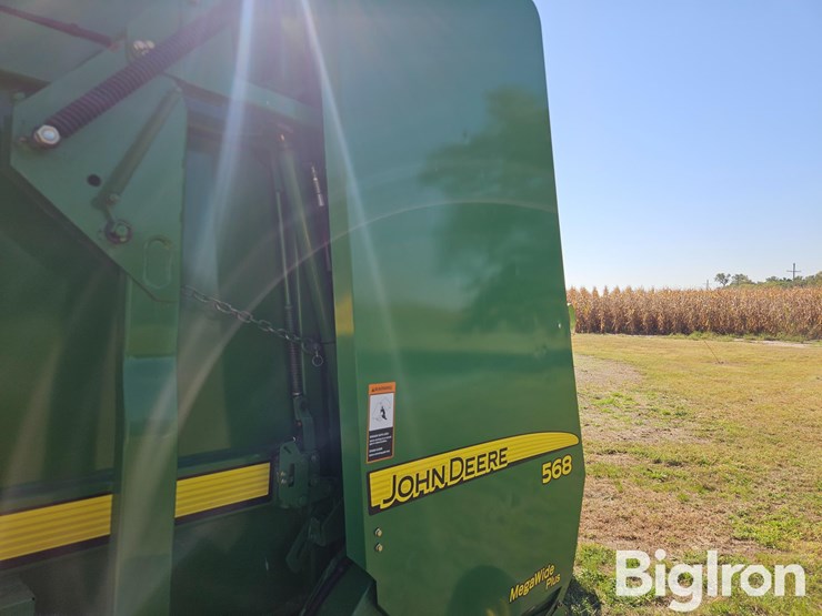 john-deere-568-image-18