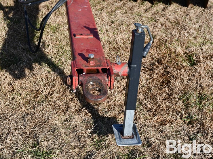 case-ih-3950-image-9