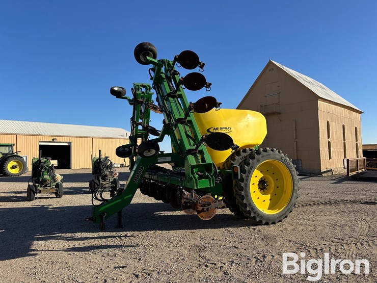 john-deere-2630-image-1