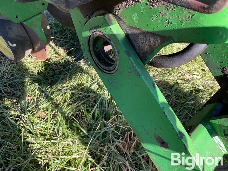 john-deere-7000-image-18