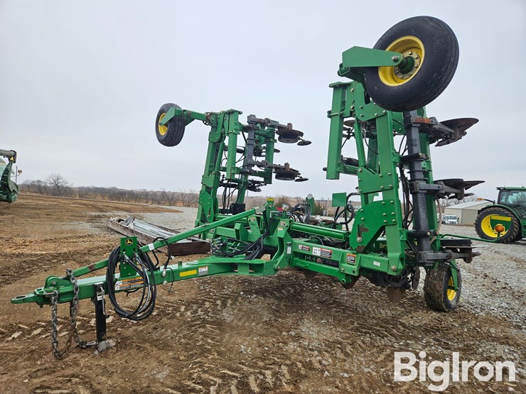 2009-john-deere-2510h-image-1