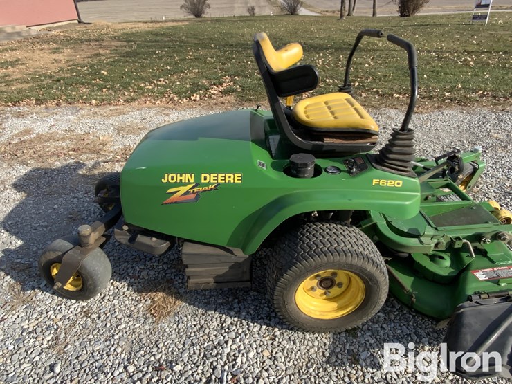 john-deere-f620-image-17