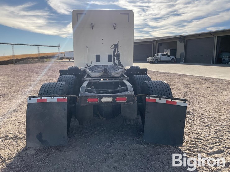 2020-peterbilt-579-image-6