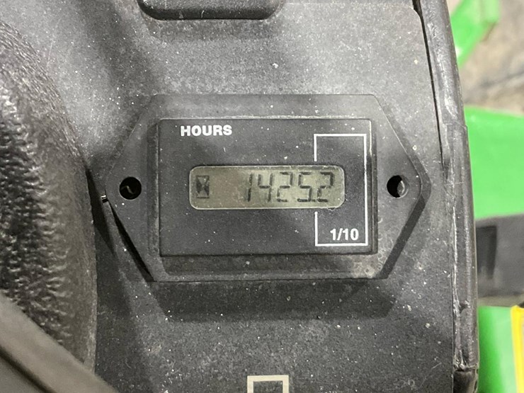 john-deere-1435-image-39