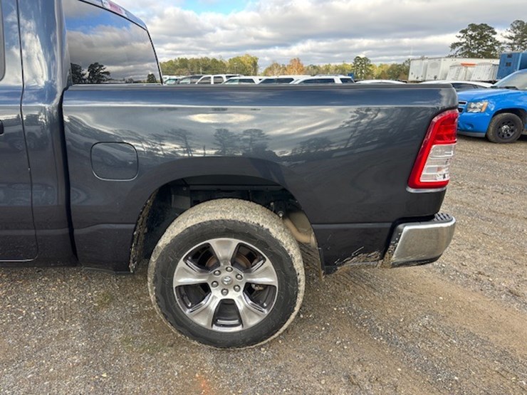 dodge-ram-1500-image-11