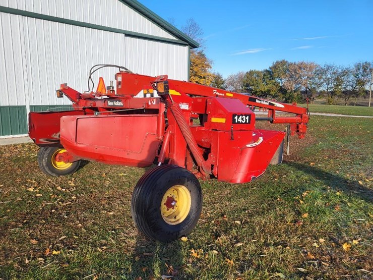 new-holland-1431-image-3