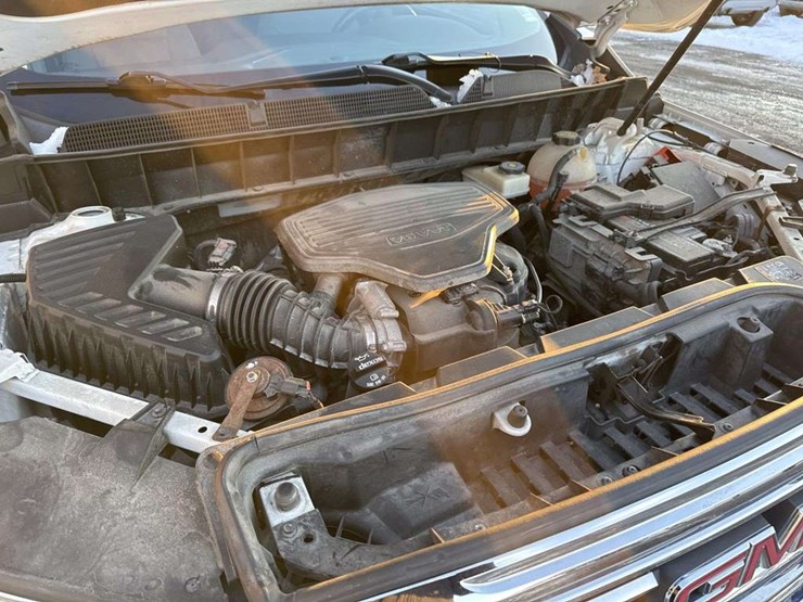 2017-gmc-acadia-slt-image-26