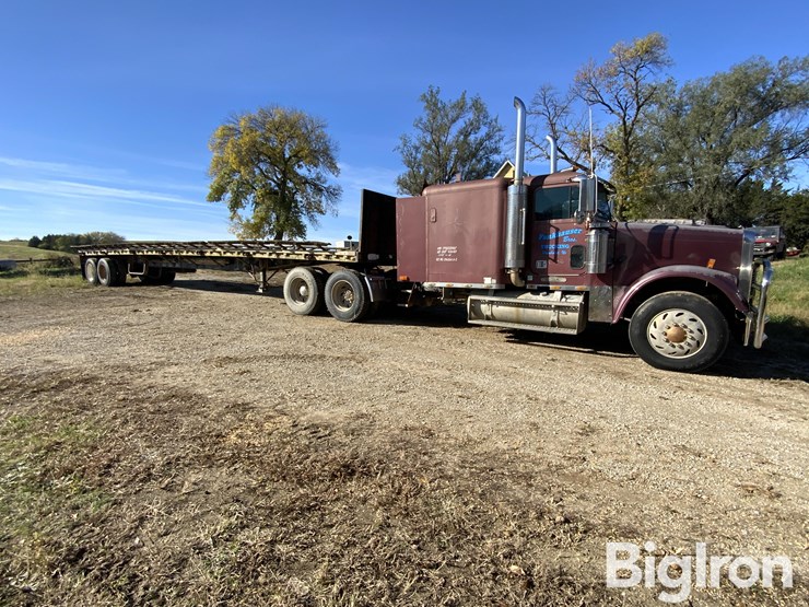 1996-freightliner-fld120-image-10