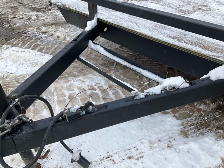 #2209-•-2021-flatbed-trailer*-image-9