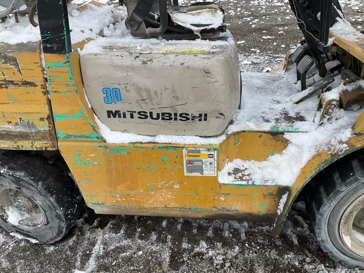 mitsubishi-fg30-image-35